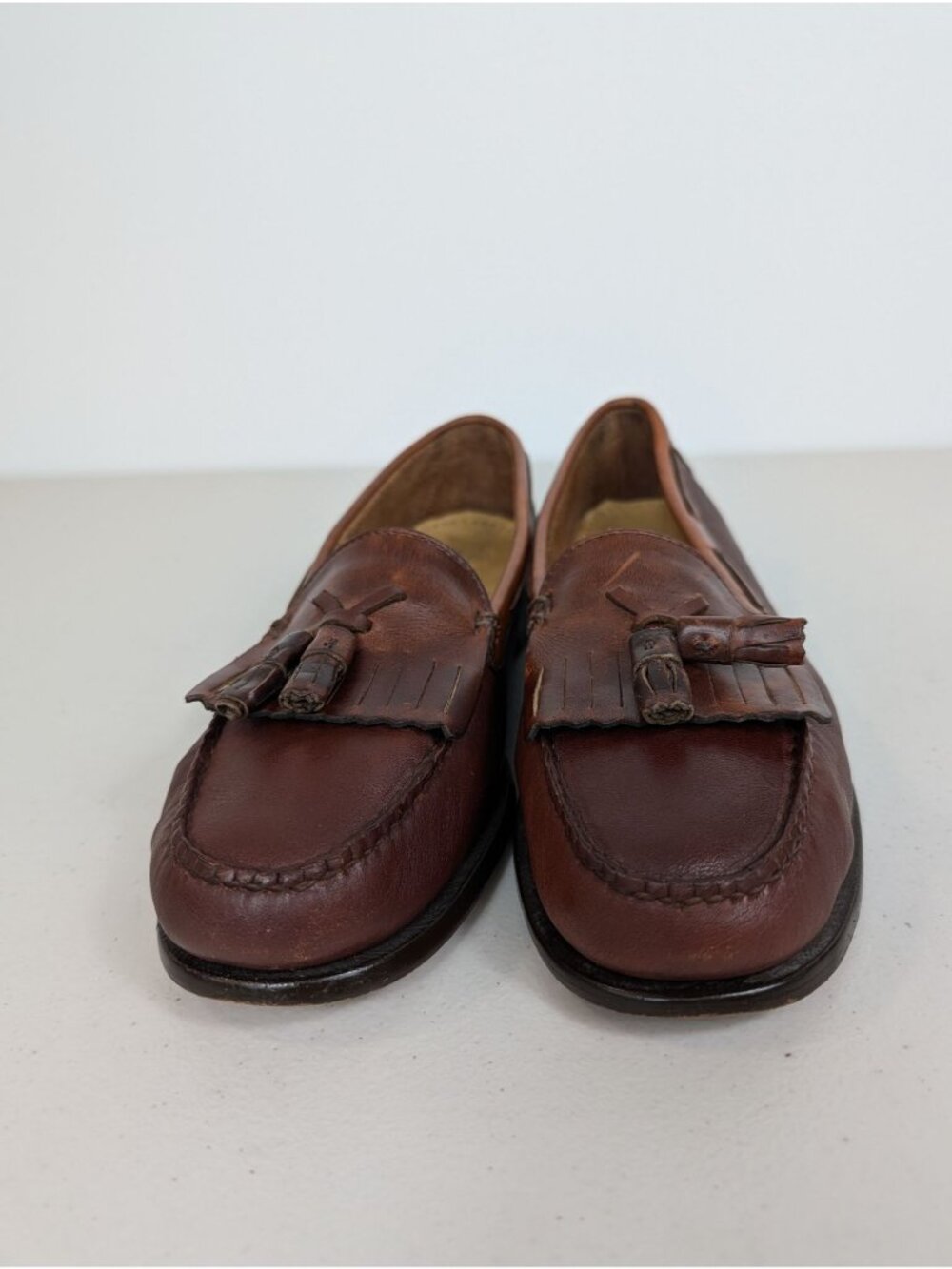 Bass weejuns in brown leather loafers women's size 10M